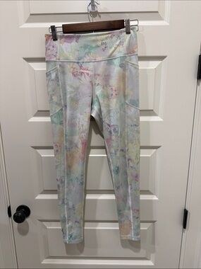 Victoria’s Secret Floral Leggings - Midweight Performance Bottoms